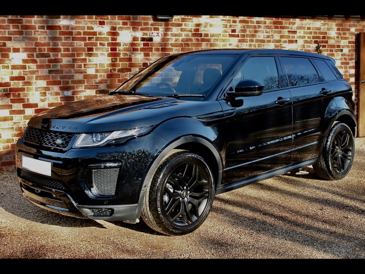 RANGE ROVER EVOQUE 2.0 TD4 HSE DYNAMIC 5 DOOR AUTOMATIC, BLACK STYLING